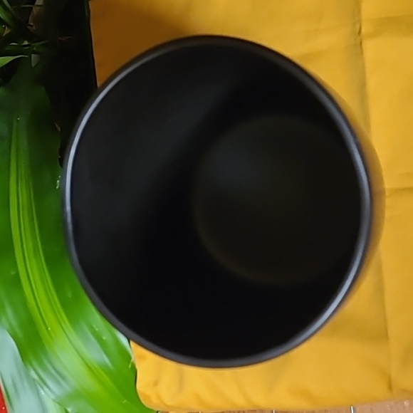 Face Vase - Picture 3 of 6